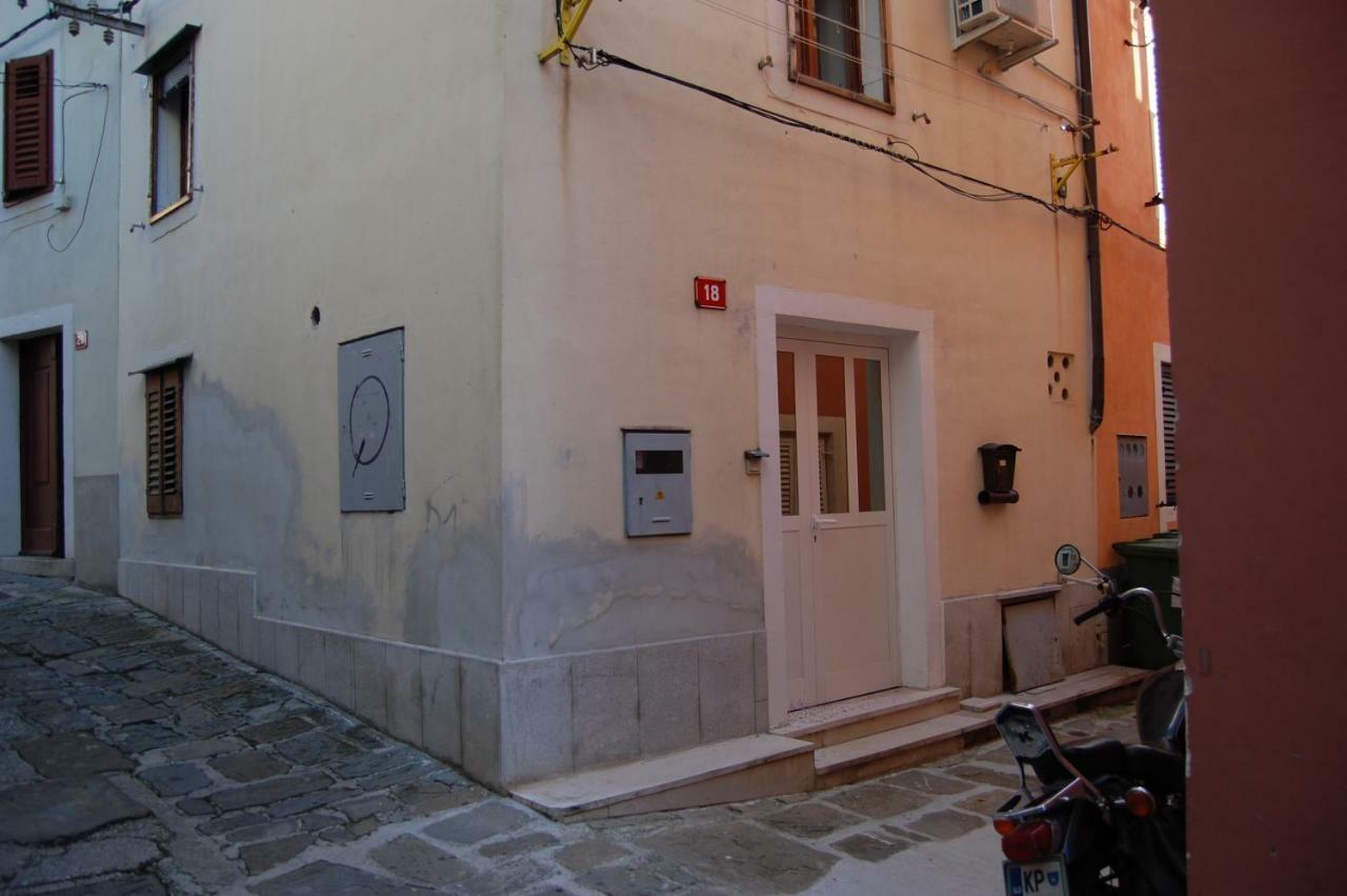 Apartments Dana Izola Exterior foto